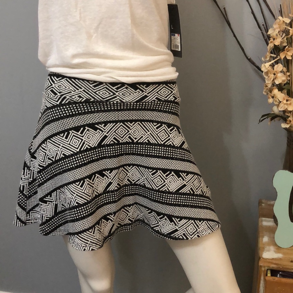 Charlottte Russe black and white skirt, size S